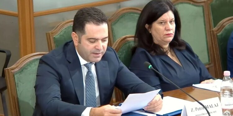 Ministri Malaj në konferencën e kryetarëve prezanton buxhetin 2027: mirëqenia sociale, reformat për BE, 2 mld euro investime
