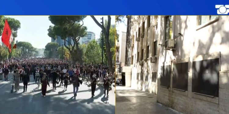 Ministritë vendosin mburoja metalike te dyer e dritare kundër gurëve e molotovëve; mbi 80 të shoqëruar, sekuestrohen telefonat