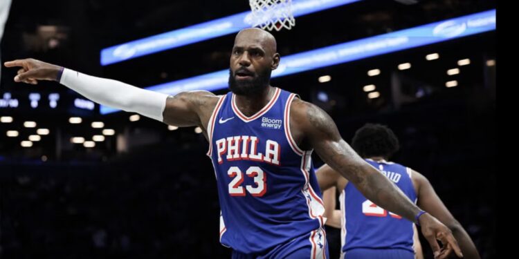 NBA para sezonit: LeBron debuton me Philadelphia, 10 pikë dhe 5 asist në periodën e parë ndaj Nets