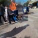 Në Elbasan, dita e dytë e protestës tensionohet; protestuesit vënë flakë kazanëve të mbeturinave