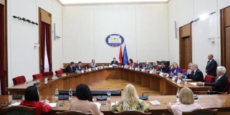 Në Konferencën e Kryetarëve prezantohet Buxheti i Shtetit 2027, PD nuk merr pjesë, zbulohen arsyet