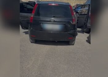 Në Vlorë, arrestohet 17-vjeçari me doza kokaine e kanabisi pranë shkollës; bashkëmoshatari procedohet