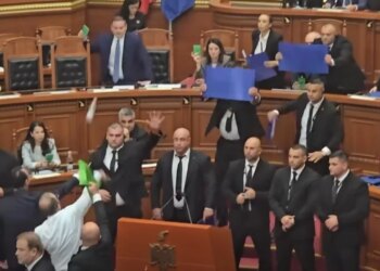 PS kërkoi ndëshkimin pas trazirave në Kuvend; Gazment Bardhi: Jo 60 ditë, 4 vjet, shkelni rregulloret dhe Kushtetutën