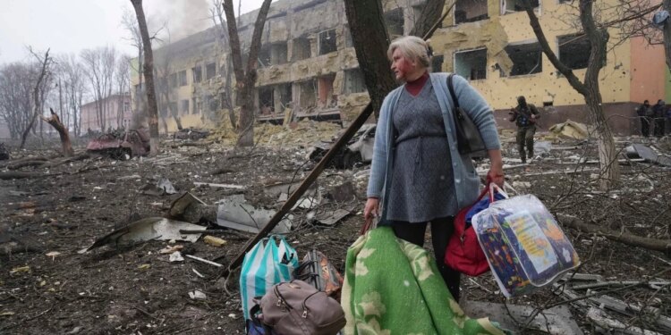 Pas arritjes së armëpushimit në qytetin ukrainas, banorët rrëfejnë momentet e vështira: Hëngrëm bar për të mbijetuar