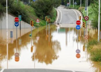 Pas përmbytjeve në Katalonjë: dy viktima dhe një i zhdukur (VIDEO)