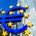 Po afrohet një krizë e re financiare? Euro humbet ndjeshëm terren ndaj dollarit