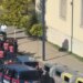 Policia patrullon rrugët e Tiranës; shoqërohen të rinjtë e parë të dyshuar si protestues të dhunshëm