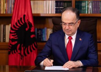 Presidenti Begaj takon nesër krerët e komuniteteve fetare