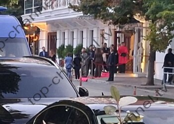 Pritja e Ambasadës Amerikane për Eric Wendt: të ftuarit dhe mungesat në Tiranë (Fotot)