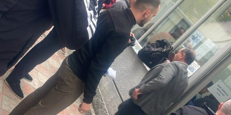 Protestuesit e arrestuar, priten sot 59 masa sigurie; prindërit para gjykatës për të mësuar fatin e fëmijëve