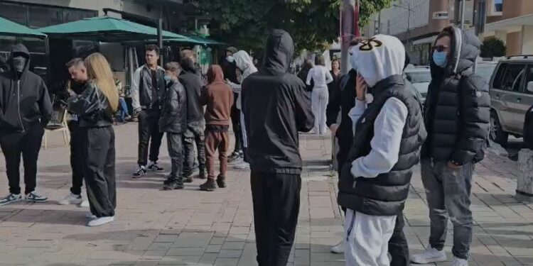 Protestuesit grumbullohen edhe në Korçë për të dytën ditë