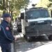 Protestuesit nisin marshimin drejt Ministrisë së Arsimit, policia rreshtohet para godinës, autobotet bëhen gati