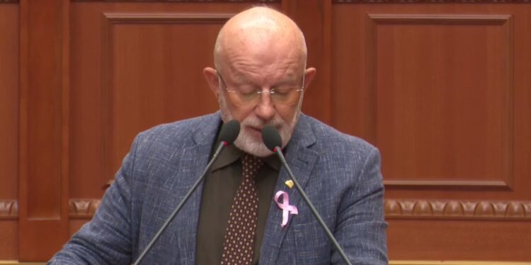 Pse Dimali me Beratin, jo Roskoveci me Kuçovën? Deputeti i PS do e votoj me shijen e hidhur
