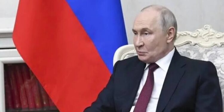 Putin i hapur për ulje të tensioneve, Kremlini për propozimet e Trumpit; në Miami diskutohet për paqen