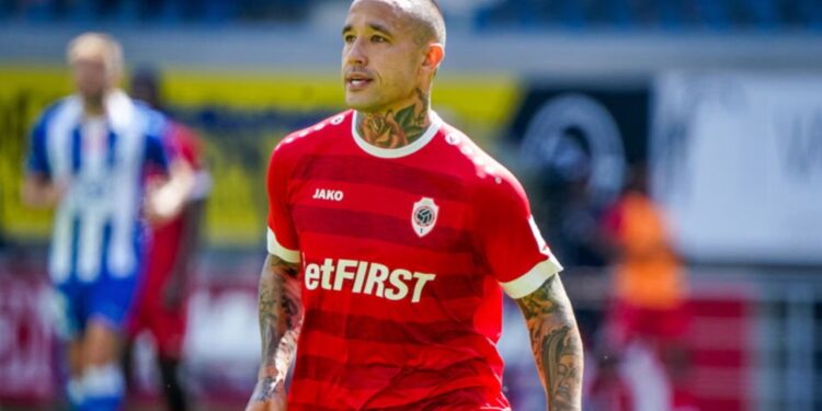 Radja Nainggolan, futbollisti belg, në telashe në vendlindje: kërkohet 2 vjet burg për...