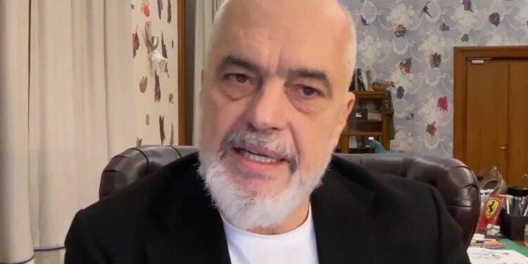 Rama: Kush çon mesazhe me gurë dhe maska do më ketë përballë; ftoj protestuesit për dialog në Kryeministri/fakultet