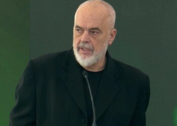 Rama mbron projektet me arkitektë huaj: Nuk nxjerrim askënd me forcë nga prona; Shqipëria pa kapacitete për kulla