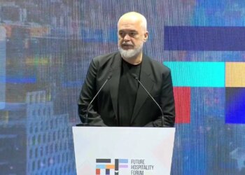 Rama në FHF 2026: Shkuam nga 2 në mbi 12 milionë turistë, duhet rritur urgjentisht cilësia e turizmit