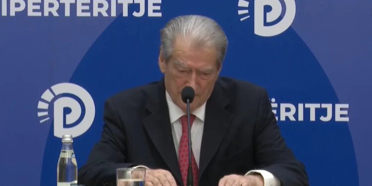 Sali Berisha: Janë mbi 50 studentë, qytetarë të plagosur; nuk kanë parë rrugët e Tiranës luanë si ata
