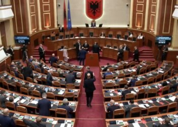 Seanca e sotme parlamentare: Nga Territorialja te interpelanca me 4 ministra, ja çfarë përmban rendi i ditës