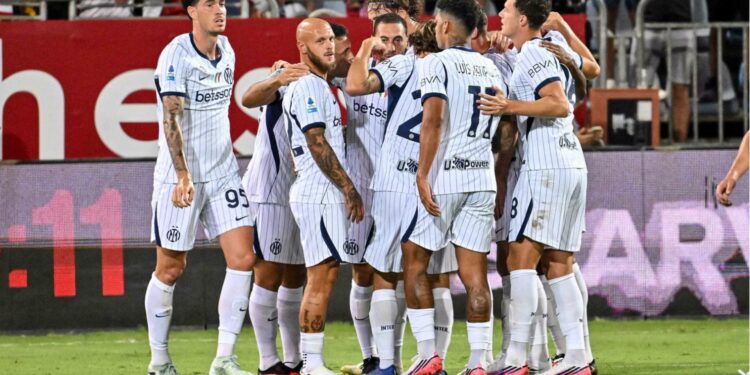 Serie A/ Inter rikthehet me Parmën për t'u shkëputur, Napoli në 'kurthin' e Frosinone