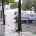 Sërish tensione te Ministria e Arsimit: protestues hedhin gurë dhe sende të forta; policia përgjigjet me ujë