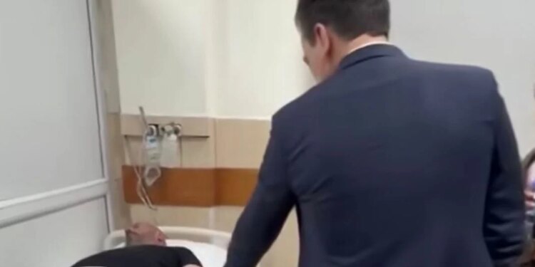 Shehaj viziton protestuesin e rrahur nga policia me shkop gome: artist, e lanë shtrirë në rrugë si kriminel