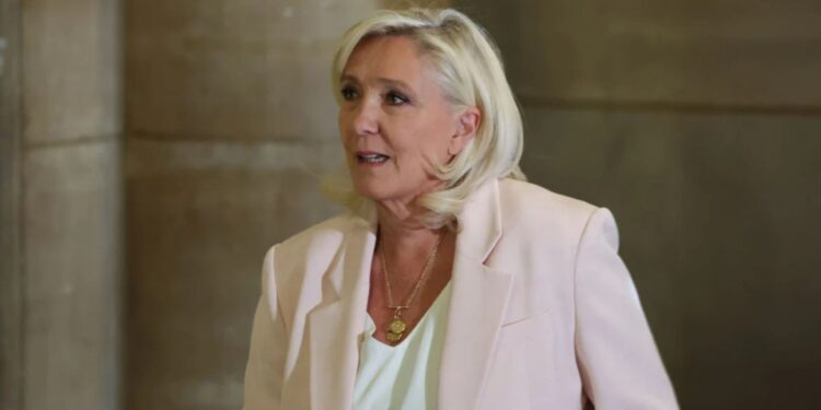 Siguria kombëtare prioritet — Le Pen e bindur për fitore: do të sigurojë kufirin dhe dëbojë kriminelët e huaj