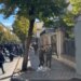 Sikur një ditë më parë, studentët shkulin kangjellat e hekurit para Ministrisë së Arsimit dhe godasin derën