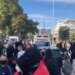 Situata tensionohet në Shkodër, protestuesit sërish sulmojnë godinën e PS