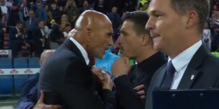 Spalletti e Pisacane, dy trajnerët humbasin qetësinë pas ndeshjes, çfarë ndodhi mes tyre