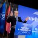 Studentët protestojnë para Ministrisë së Arsimit; Berisha nga Dibra: PD garanton që do qëndrojë me studentë e pedagogë