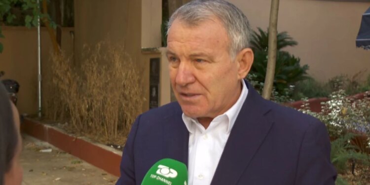 Sulmet ndaj pronës private — Malaj: Mos cenoni biznesin privat që paguan tre kosto, mbështet protestat pa shkatërruar institucionet