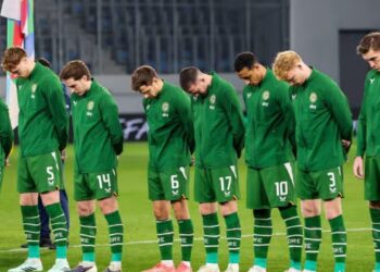 Tension i madh mes Irlandës dhe Izraelit, përsëritet gjesti i pazakontë para ndeshjes