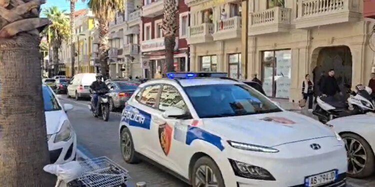 Tensionet në Durrës: Policia nis shoqërimet, protestuesit fillojnë të shpërndahen