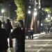 Tensionet në protestë përpara Kryeministrisë, policia nis shoqërimet