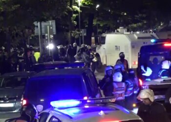 Tensionet në protestën në Tiranë, OKB në Shqipëri apelon për dialog dhe uljen e tensioneve