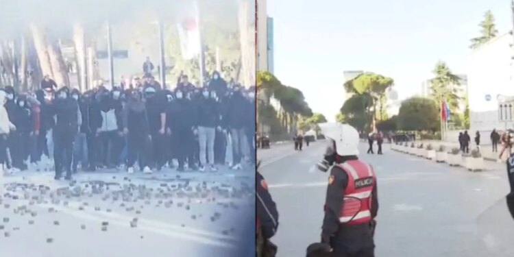 Tensionohen rreth Kryeministrisë: protestues sulmojnë me gurë efektivët, policia përdor gaz lotsjellës dhe ujë