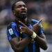 Thuram me mantelin e udhëheqësit, Inter shqyrton rinovimin e kontratës