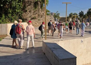 Turistët e tetorit: Durrësi, qytet bregdetar, mbetet preferenca e të huajve që vijnë në Shqipëri, duket vend dinamik