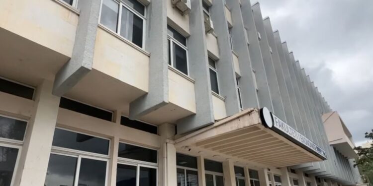 Universiteti i Vlorës rrudhet: Matematika, Fizika dhe italishtja në rrezik, rritet interesi i studentëve të huaj