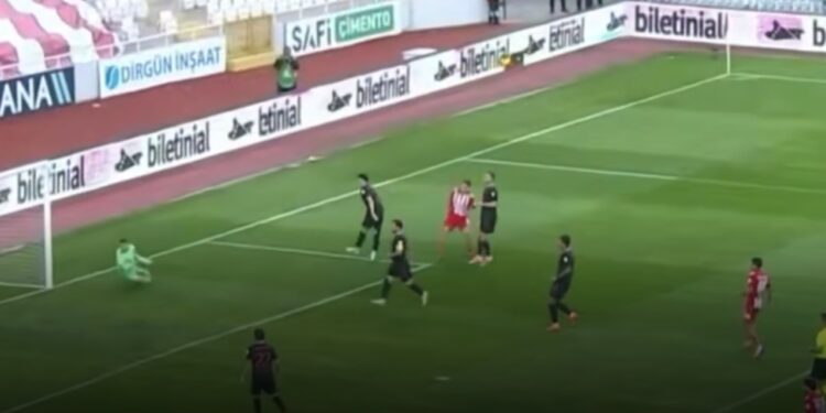 Video/ Pas grumbullimit me Kombëtaren, Manaj shkëlqen në Turqi: dy gola dhe një asist për një tjetër shqiptar