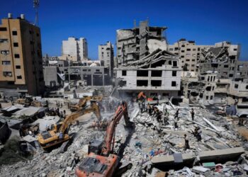 Vijojnë sulmet izraelite në Gaza, pesë të vdekur; ushtria: shënjestra ishte lider i Hamasit