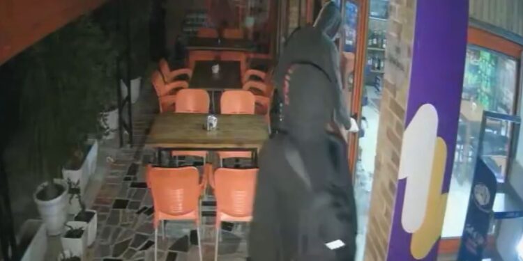 Vjedhje në banesa dhe biznese në Orikum e Dukat; banorët kërkojnë ndërhyrjen e policisë