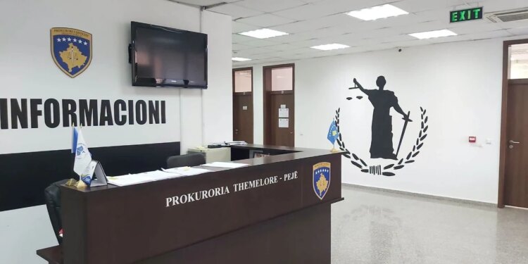 Vrasja e Arlinda Zekajt në Pejë, prokuroria nis hetimet ndaj zyrtarëve; dyshohet për keqpërdorim të detyrës