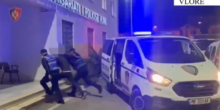 Zbardhen tre vjedhje në Vlorë; tre të arrestuar dhe një në kërkim