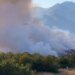 Zjarri përfshin venddepozitimin pranë aksit Bulqizë–Martanesh; re të mëdha tymi në zonë